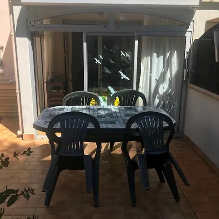 Apartament Avec Un Grand Jardin Prive Cap D'agde Pinede Agde